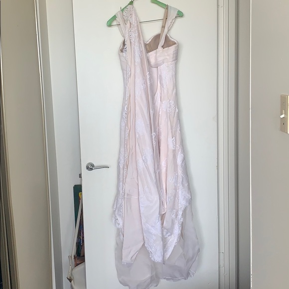 Wedding dress - Picture 2 of 7